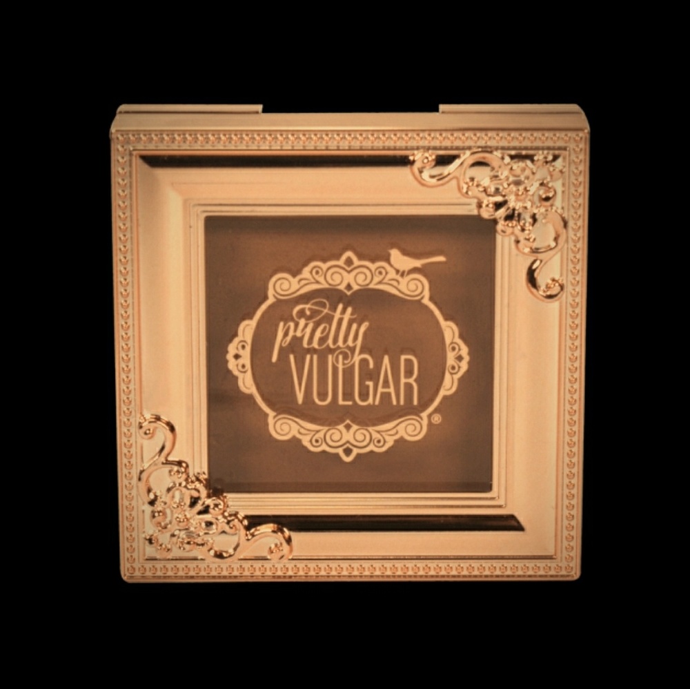 FREE W/ ANY BUNDLE Bronzer B/ Sun Kissed Snitch